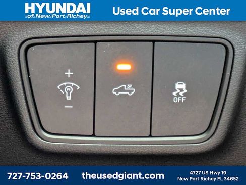 Used 2023 Hyundai Santa Cruz Night AWD/4WD image 27