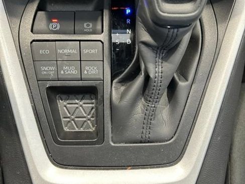 Used 2025 Toyota RAV4 XLE w/ Convenience Package AWD/4WD image 13
