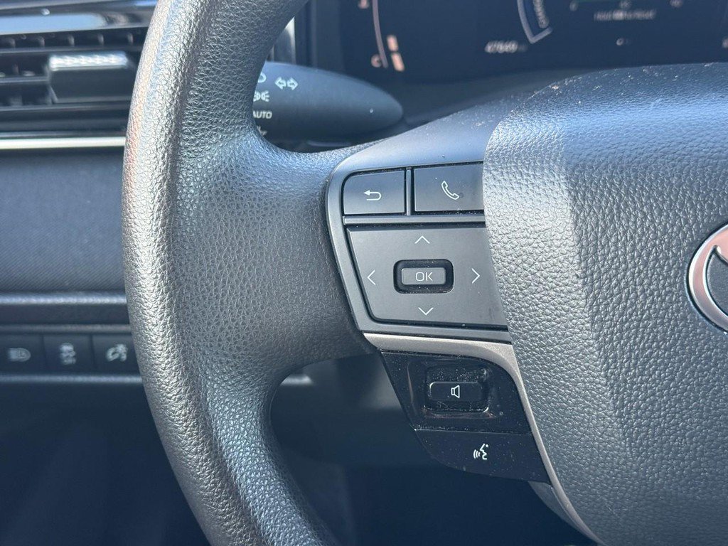 Certified 2025 Toyota Camry LE FWD image 22