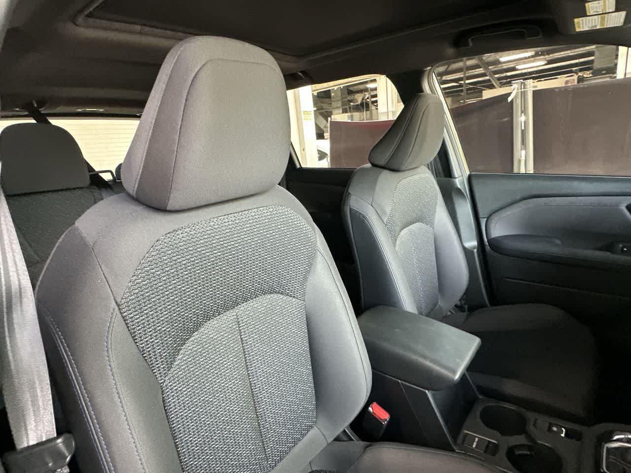 Used 2025 Subaru Forester Premium w/ Convenience Package #1 AWD/4WD image 27