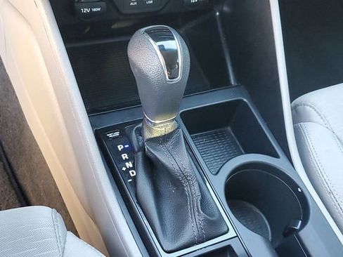 Used 2020 Hyundai Tucson SEL image 28