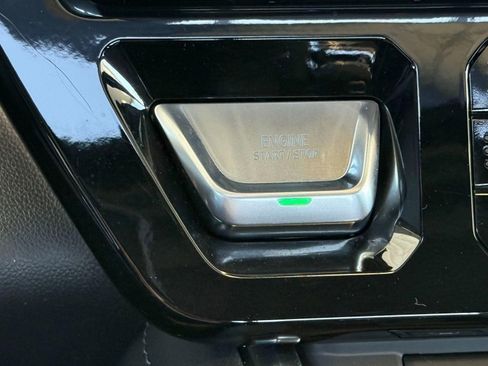 Used 2023 GMC Sierra 1500 Denali w/ Denali Reserve Package image 32