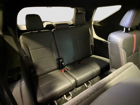 Certified 2024 Chevrolet Traverse RS w/ LPO, Floor Liner Package image 25