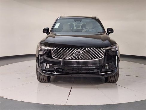 New 2026 Volvo XC90 B6 Plus w/ Protection Package Premier image 9