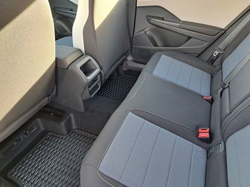 New 2026 Volkswagen Taos S image 21