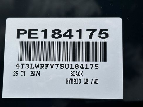 Used 2025 Toyota RAV4 LE AWD/4WD image 15
