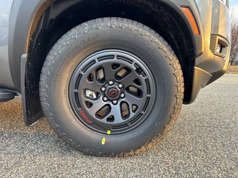 New 2026 Nissan Frontier Pro-X w/ Pro-X Convenience Package image 12