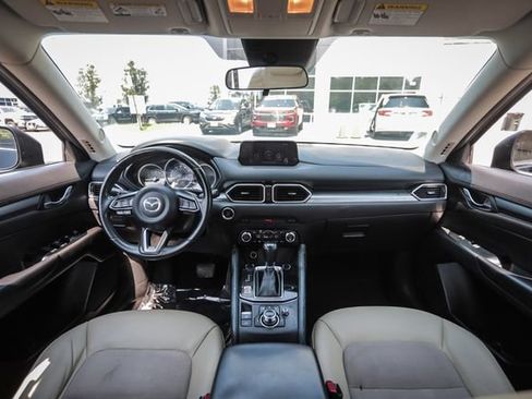 Used 2017 MAZDA CX-5 Touring FWD image 38