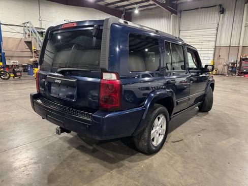 Used 2006 Jeep Commander 4WD image 4