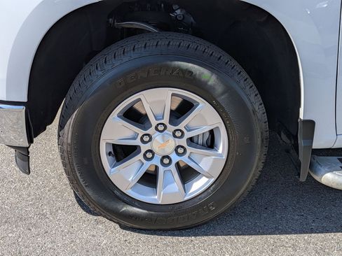 Used 2025 Chevrolet Silverado 1500 W/T RWD image 9