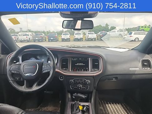 Used 2019 Dodge Charger R/T w/ Blacktop Package RWD image 5