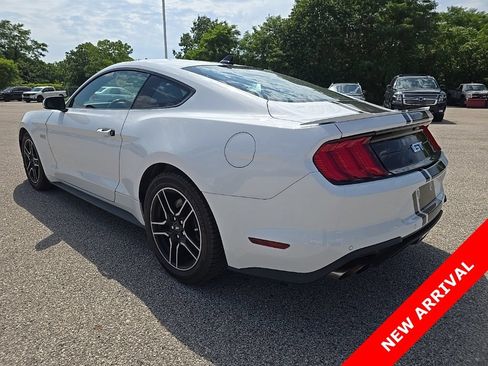 Used 2021 Ford Mustang GT w/ Equipment Group 301A RWD image 4