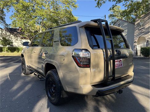 Used 2016 Toyota 4Runner TRD Pro AWD/4WD image 3