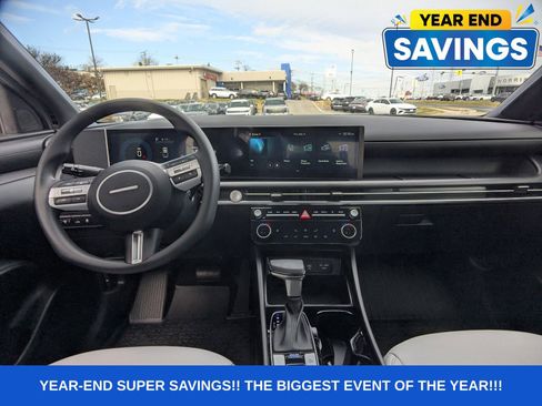 Used 2025 Hyundai Santa Cruz SEL image 21