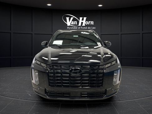 Used 2025 Hyundai Palisade Calligraphy AWD/4WD image 2