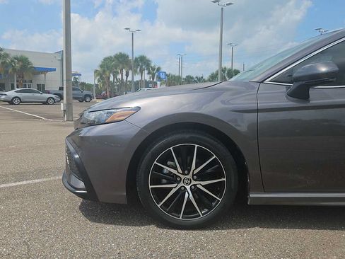 Used 2023 Toyota Camry SE FWD image 18
