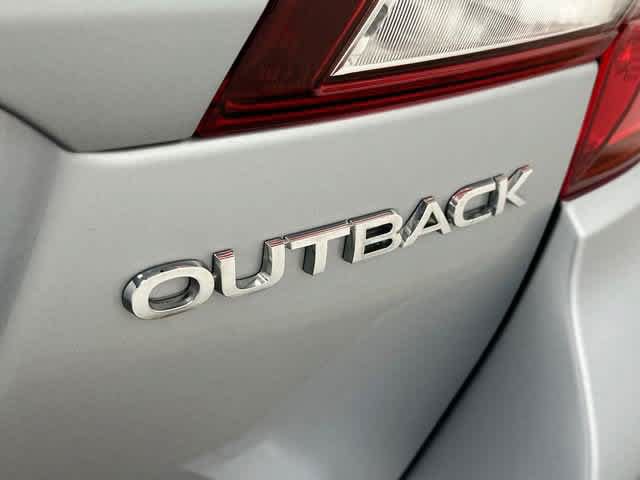 Used 2018 Subaru Outback 2.5i Limited AWD/4WD image 30