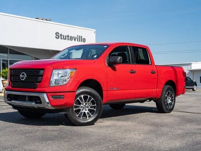 Used 2022 Nissan Titan SV