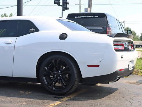 Used 2021 Dodge Challenger R/T RWD image 11