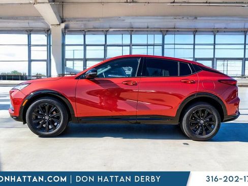 Used 2024 Buick Envista Sport Touring w/ Convenience I Package image 2