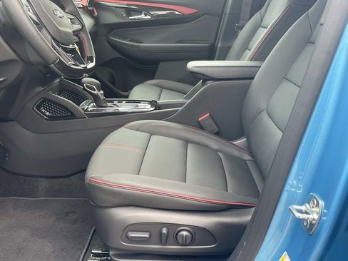 New 2026 Chevrolet TrailBlazer RS w/ Convenience Package FWD image 18