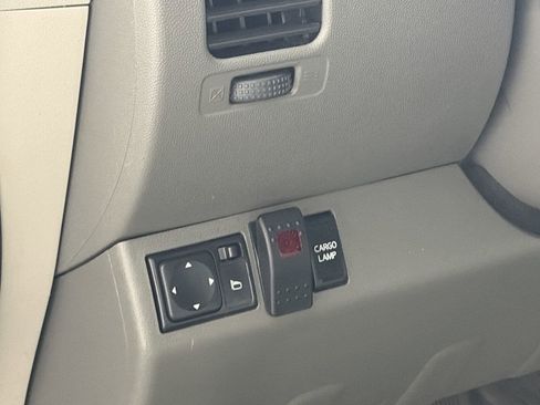 Used 2016 Nissan Frontier SV w/ SV Value Truck Package RWD image 11