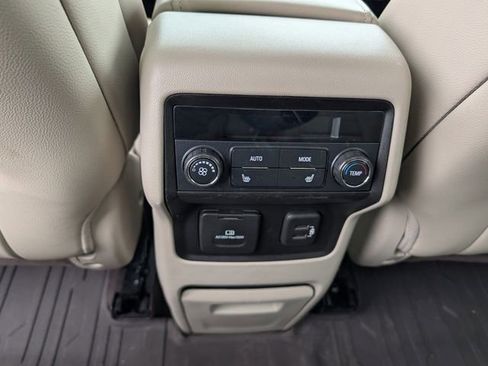 Used 2019 GMC Acadia Denali w/ Technology Package image 26