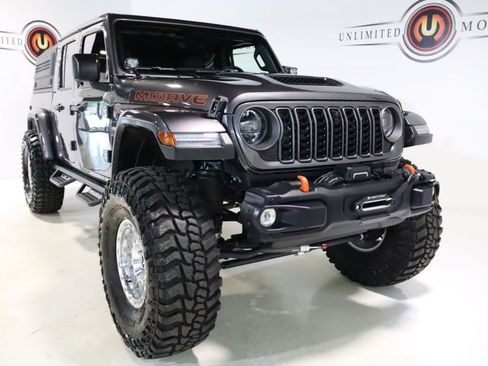 Used 2026 Jeep Gladiator Mojave AWD/4WD image 26