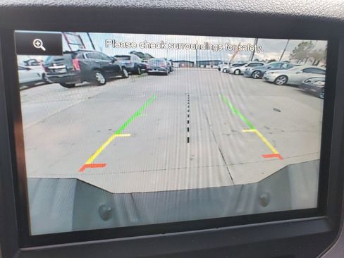 Used 2015 Ford F250 Lariat w/ Chrome Package image 27