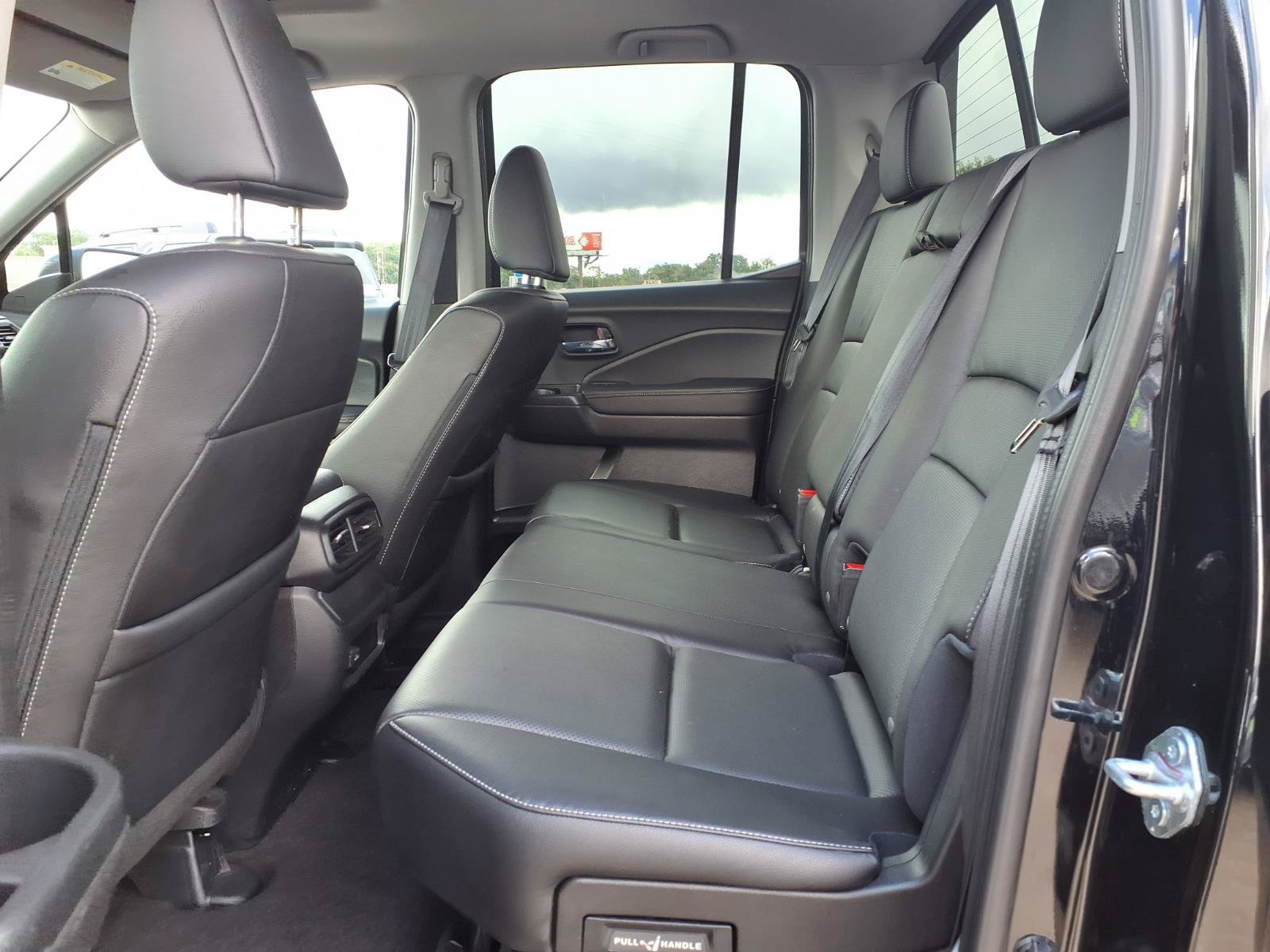Certified 2025 Honda Ridgeline RTL image 12