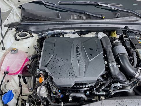 Used 2025 Kia K5 GT image 32