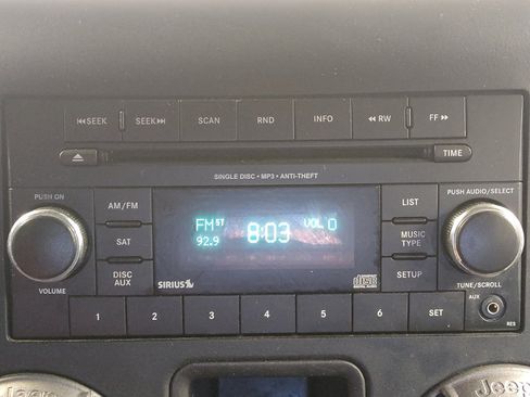 Used 2018 Jeep Wrangler Unlimited Sport AWD/4WD image 25