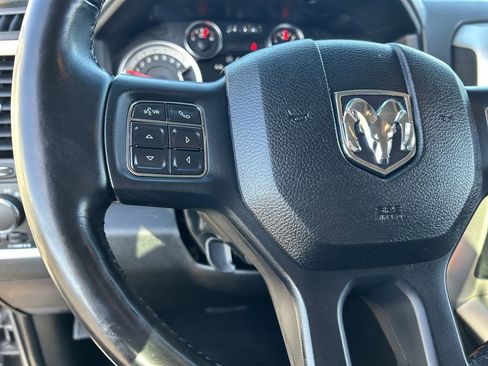 Used 2020 RAM 1500 Classic SLT w/ Luxury Group image 20