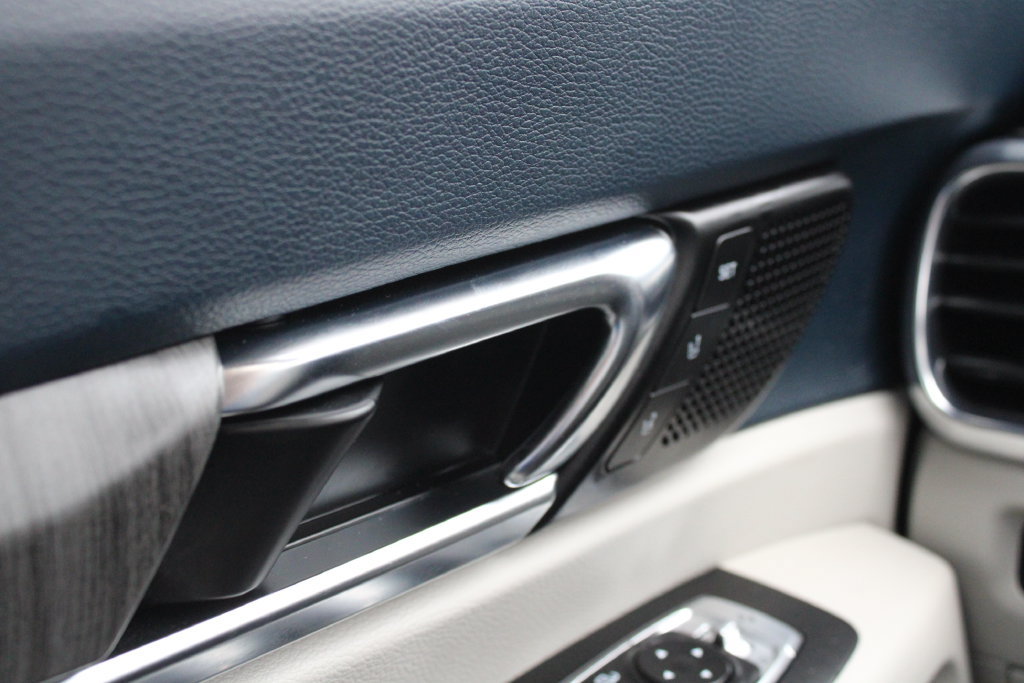 Used 2023 Kia Telluride SX AWD/4WD image 8