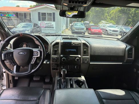 Used 2018 Ford F150 Raptor w/ Equipment Group 802A Luxury AWD/4WD image 10