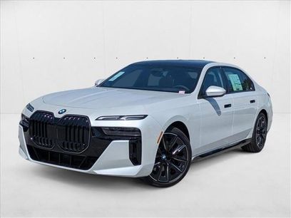 New 2025 BMW 760i xDrive