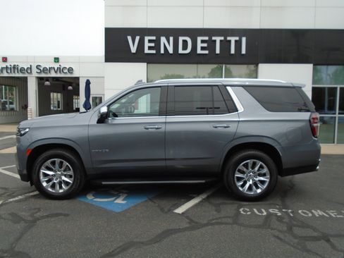 Certified 2021 Chevrolet Tahoe Premier w/ Premium Package AWD/4WD image 8