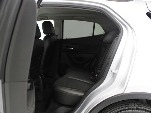 Used 2022 Buick Encore Preferred image 18