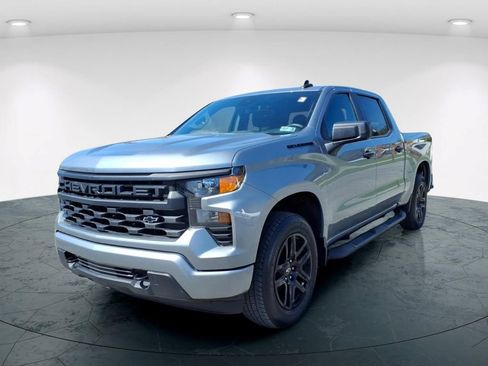 Used 2023 Chevrolet Silverado 1500 Custom w/ LPO, Dark Essentials Package image 7