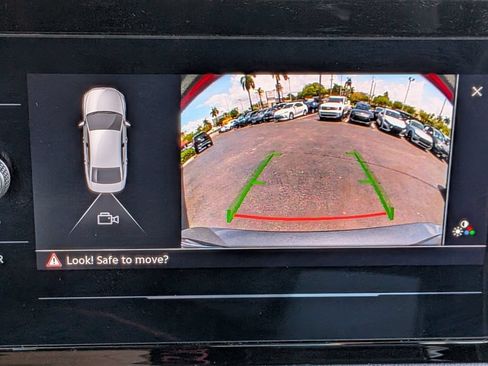 Used 2025 Volkswagen Jetta Sport FWD image 18