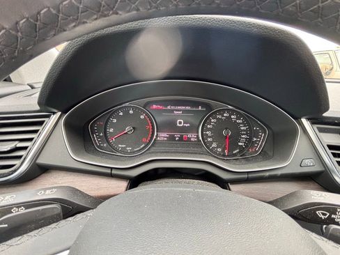 Used 2022 Audi Q5 2.0T Premium AWD/4WD image 10