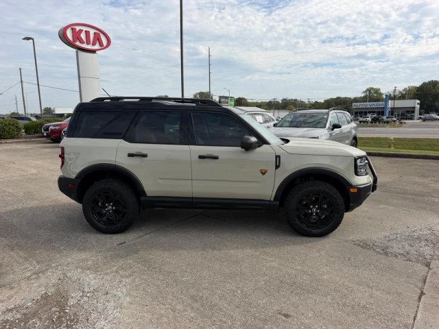 Used 2025 Ford Bronco Sport Badlands w/ Sasquatch Badlands Package AWD/4WD image 2