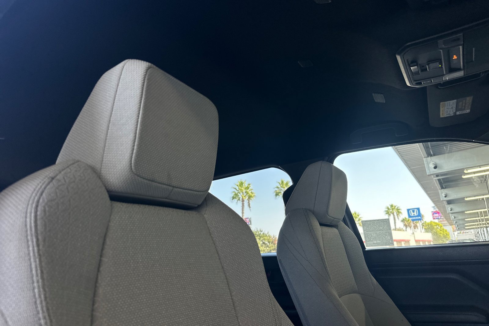 Certified 2025 Toyota 4Runner SR5 AWD/4WD image 17