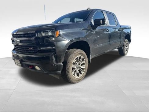 Used 2021 Chevrolet Silverado 1500 LT Trail Boss w/ Convenience Package II image 1