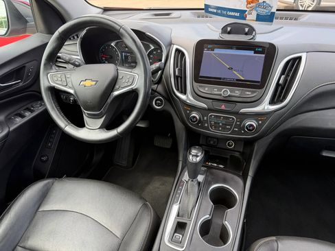 Used 2018 Chevrolet Equinox Premier AWD/4WD image 11