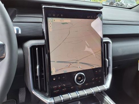 New 2026 GMC Acadia Elevation image 20