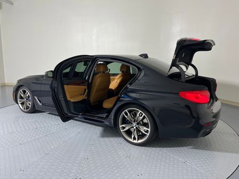 Used 2020 BMW M550i xDrive w/ Executive Package image 37