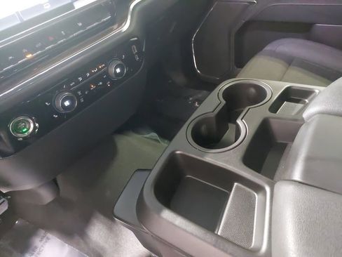 Used 2024 Chevrolet Silverado 1500 LT image 25