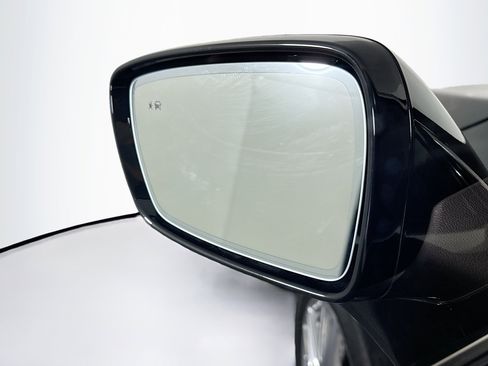 Used 2024 Buick Enclave Essence w/ Experience Buick Package image 16