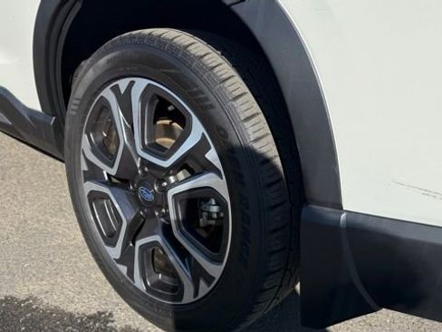 Used 2023 Subaru Ascent Touring image 7